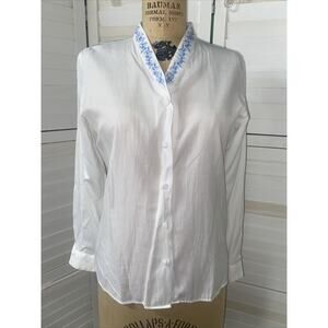 Pendleton Women's White Rayon Button Front Shirt Blouse LS With Embroidery Sz 6